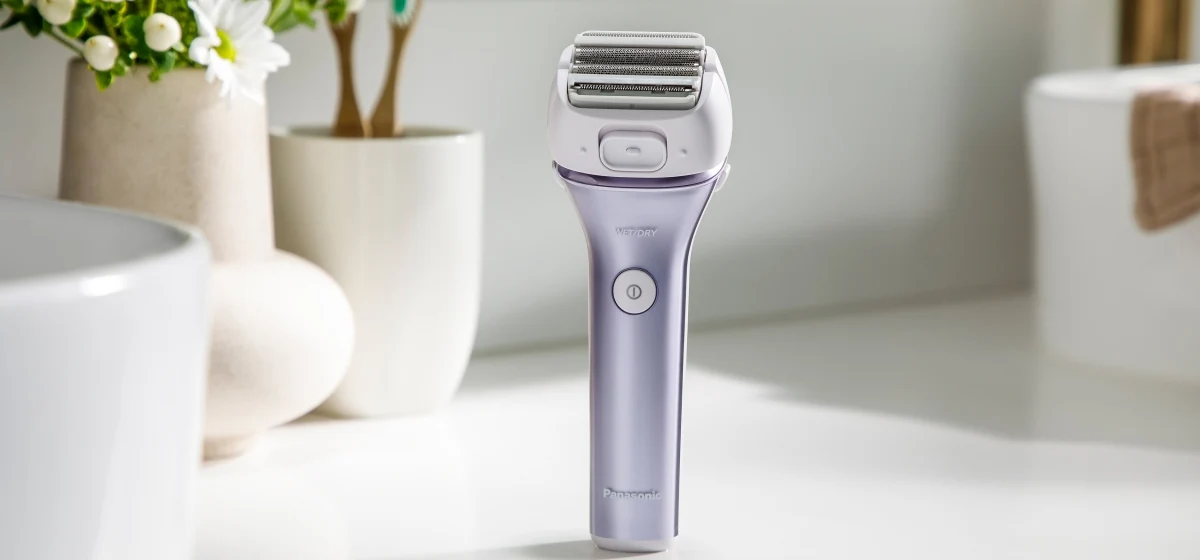 Panasonic Ladies Shaver: 4 hypoallergenic blades, wet/dry, rechargeable | ES-WL80 - Cheap Abt
