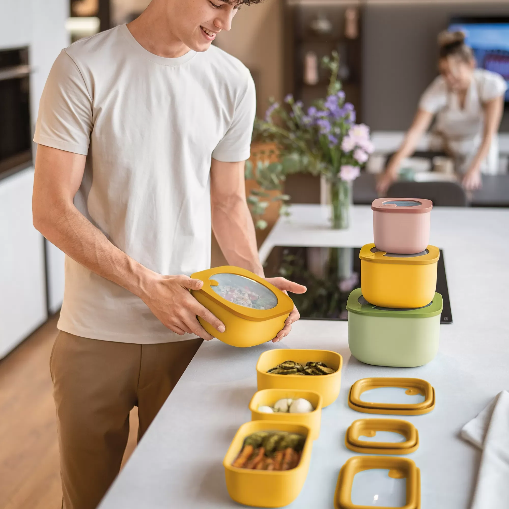 M STORE&MORE - Deep airtight fridge/freezer/microwave containers Mango yellow 1550cc - Cheap Abt